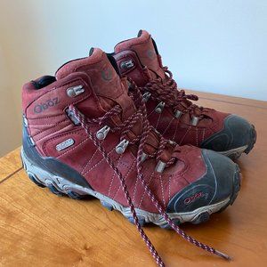 Women's Oboz Hiking Boot Red